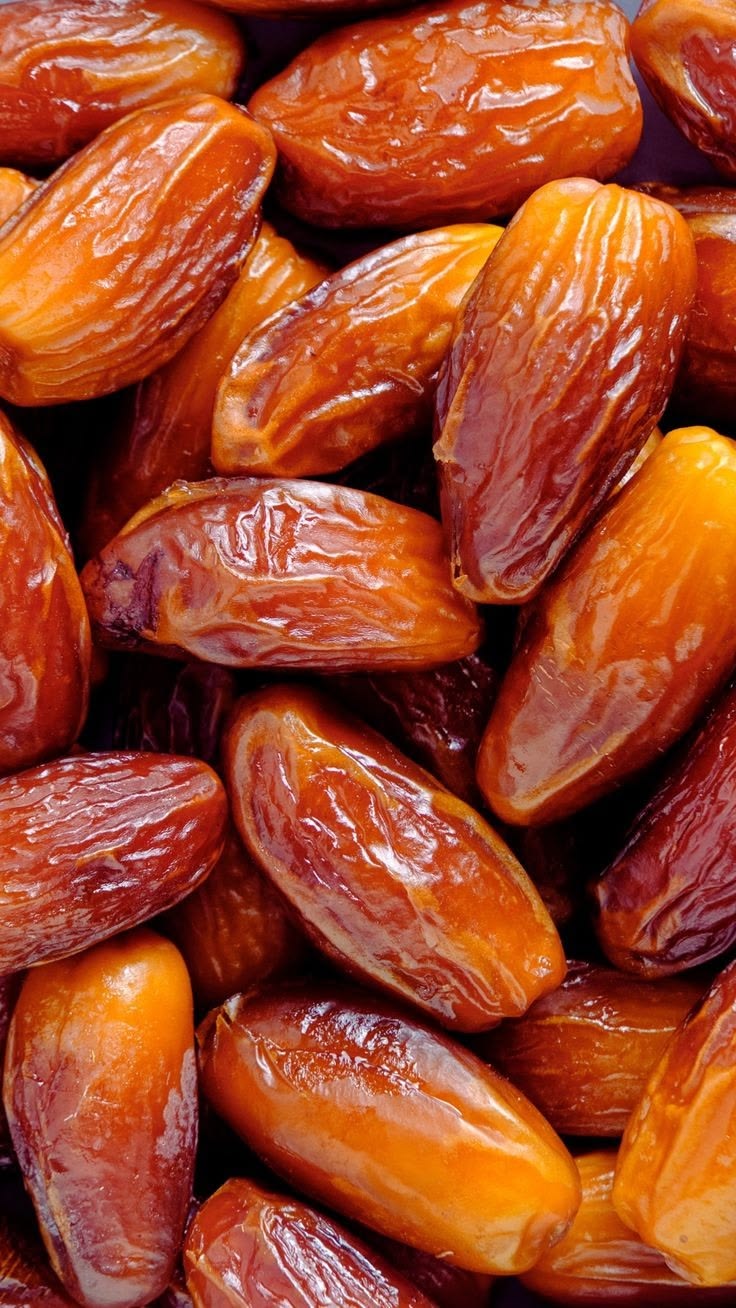 Premium Dhakki Dates